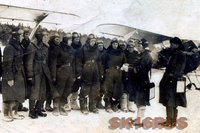 72SAPVVSSF-1.jpg (107.91 КБ) 70183 просмотра Лейтенант Чихман Г.Н. - третий слева (в сапогах).