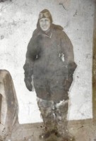 Копия Стрелок -радист 4 АЭ ст. сержант Рыжичков Леонид Федорович . Попал в плен. Остался жив.jpg (924.06 КБ) 16857 просмотров Рыжичков Леонид Федорович